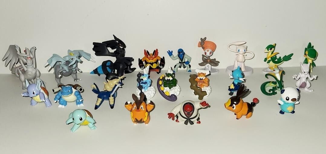 23 Piece Tomy Pokemon Action Figure Lot Squirtle, Wartortle, Blastoise, Snivy, Tepig, Oshawott, Serperior, Samurott, Mew, Mewtwo & More
